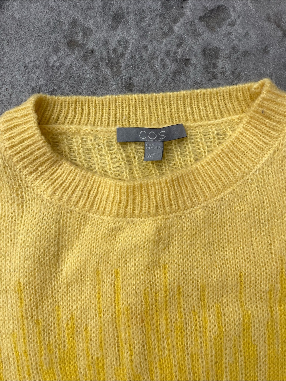 COS Yellow Gradient Mohair Wool Sweater Relaxed Knit - Picture 5 of 8